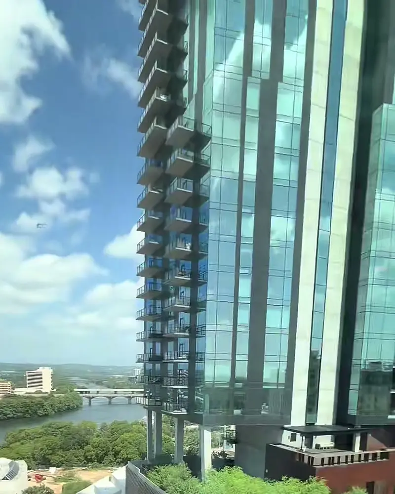 700 River amenity, from the tour