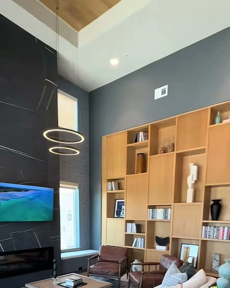 Ivy Heights, another room from the tour