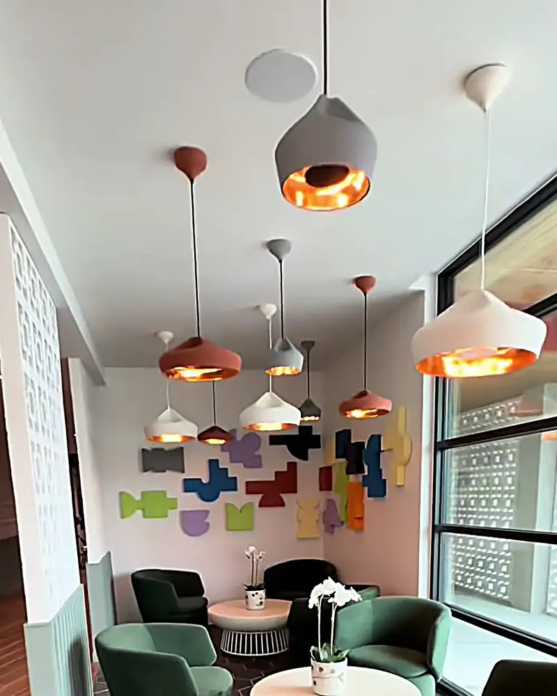Modera EaDo, another room from the tour