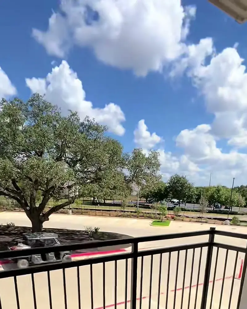 The Mia amenity, from the tour