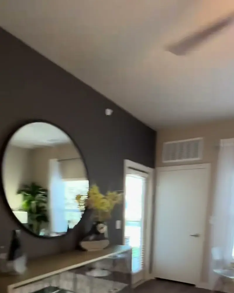 Vantage at McKinney Falls, another room from the tour